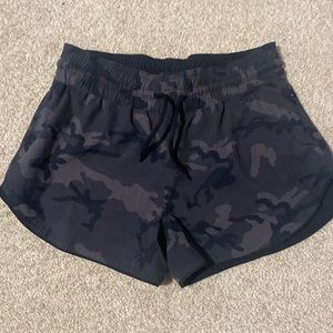 women’s camo and black reversible shorts size s